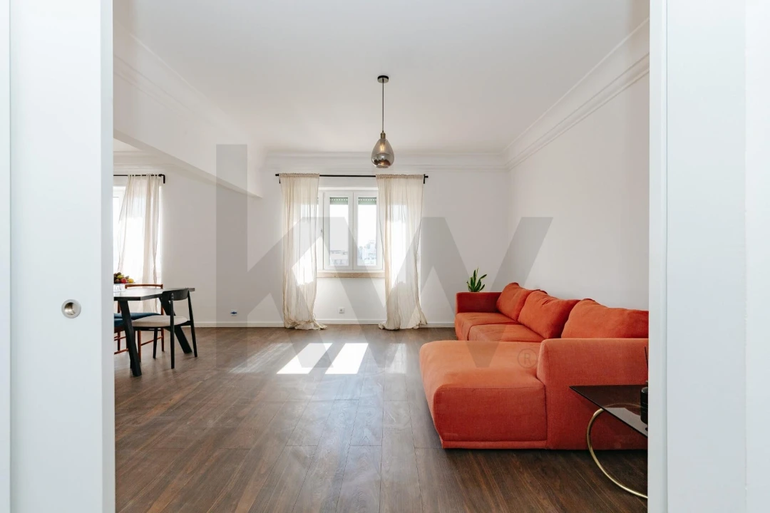 Apartamento T4 para Arrendamento em Avenidas Novas Foto 4
