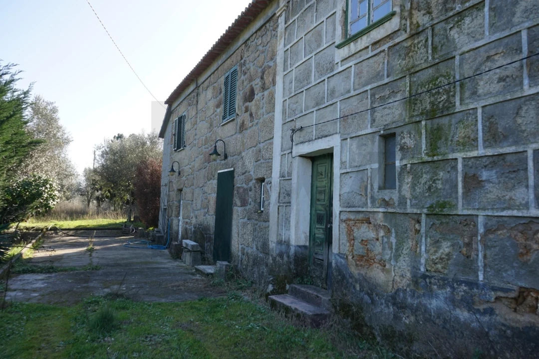 Quinta T2 para Venda em Vela Foto 1