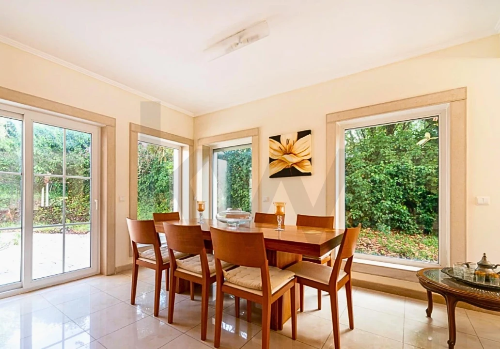 Moradia T4 para Venda em São João das Lampas e Terrugem Foto 9