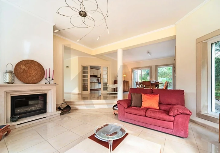 Moradia T4 para Venda em São João das Lampas e Terrugem Foto 8