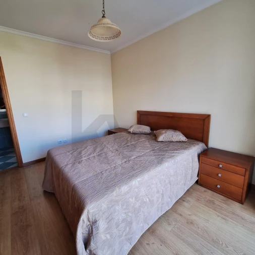 Apartamento T2 para Arrendamento em Caniço Foto 13