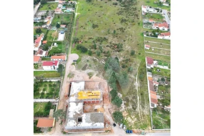 Terreno para Venda em Quinta do Anjo