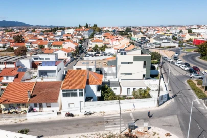 Moradia T14 para Venda em São Domingos de Rana