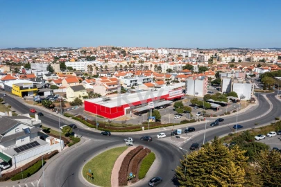 Moradia T14 para Venda em São Domingos de Rana