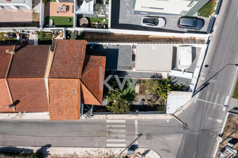 Moradia T14 para Venda em São Domingos de Rana Foto 6