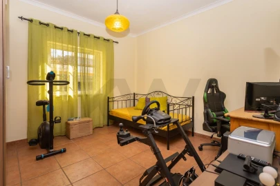 Moradia T4 para Venda em Fernao Ferro