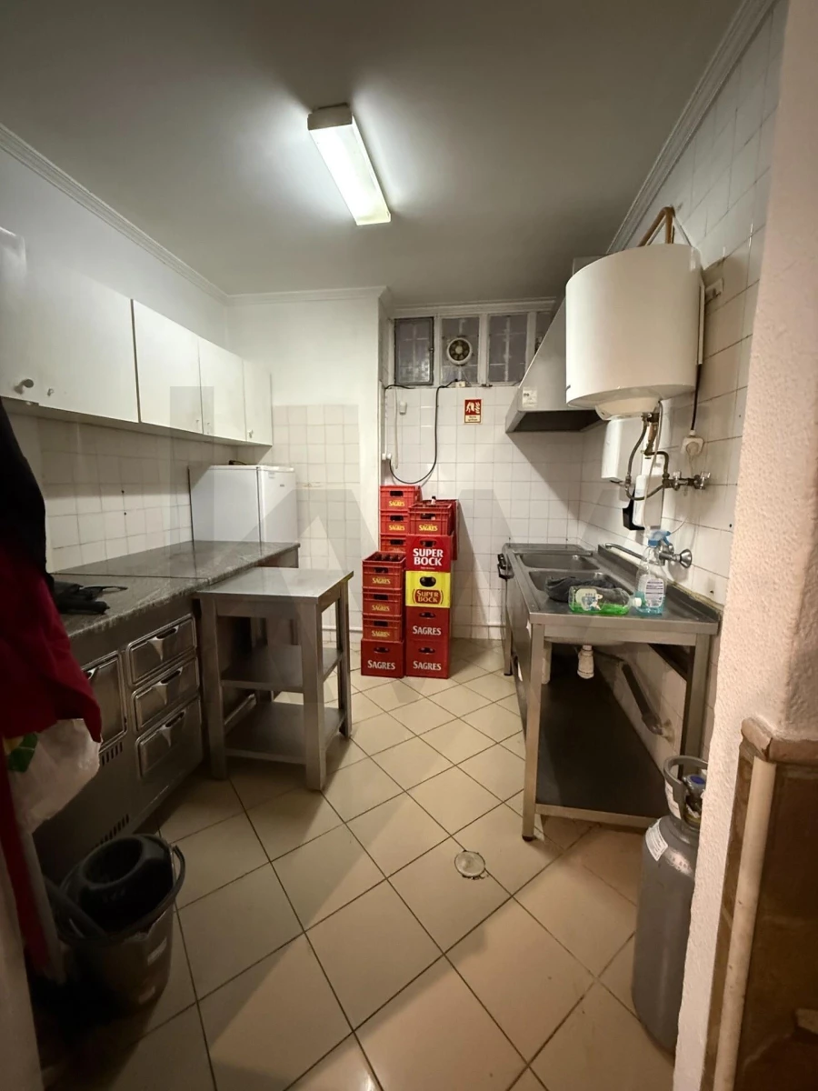 Negócio para Venda em Avelãs de Ambom e Rocamondo Foto 10