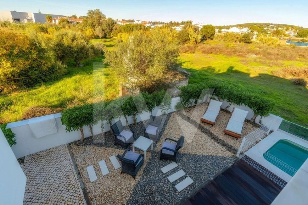 Moradia T4 para Venda em Altura Foto 24