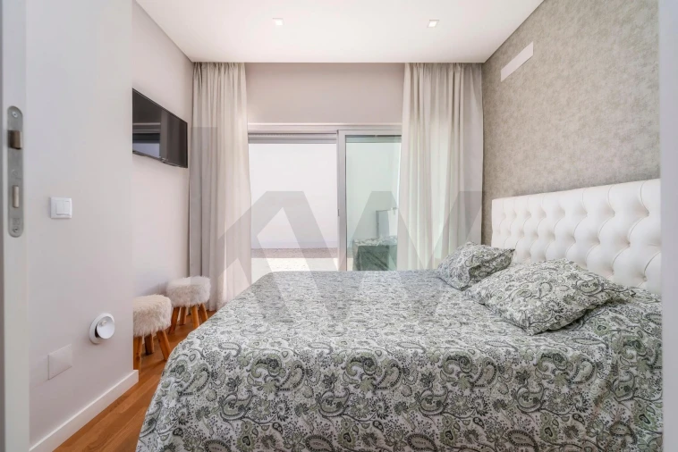 Moradia T4 para Venda em Altura Foto 11