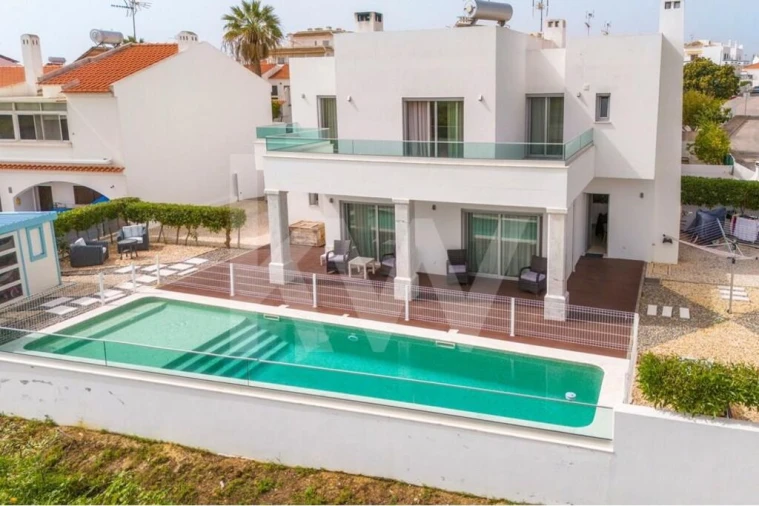 Moradia T4 para Venda em Altura Foto 51