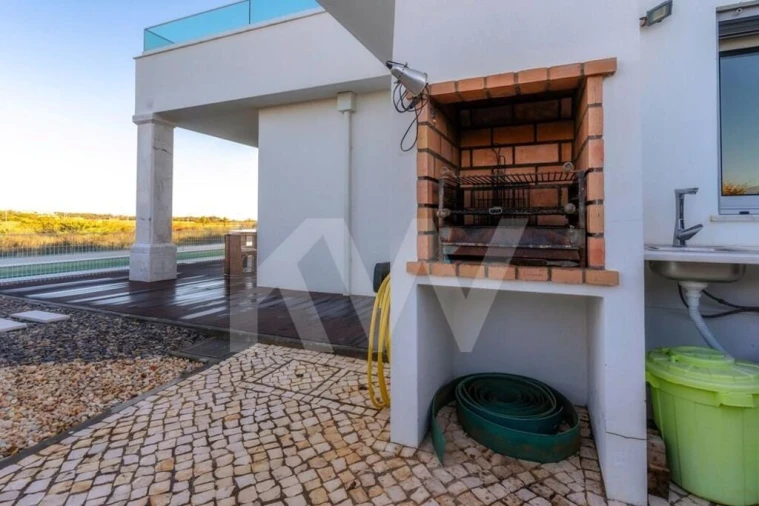 Moradia T4 para Venda em Altura Foto 38