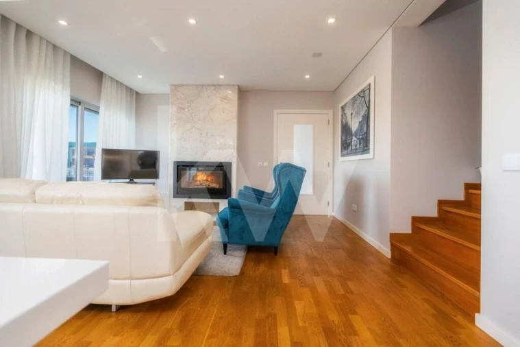 Moradia T4 para Venda em Altura Foto 4