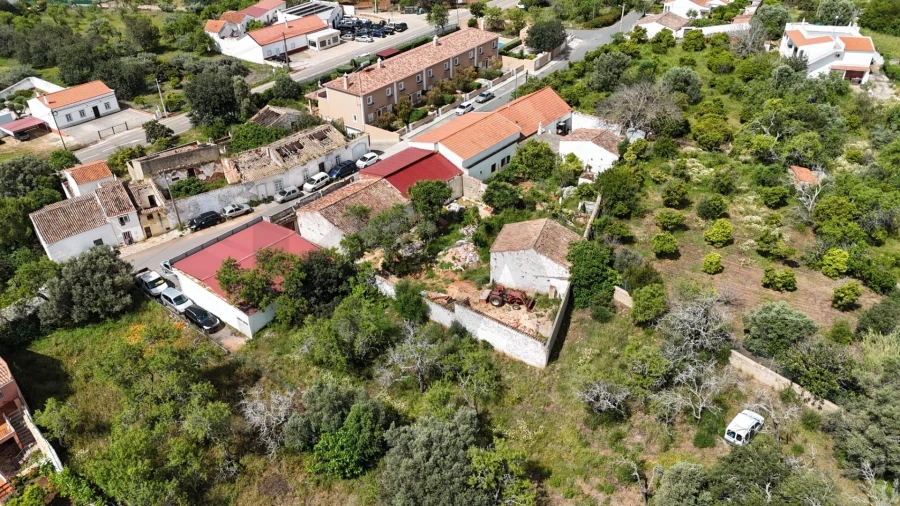 Prédio para Venda em São Bartolomeu de Messines Foto 9