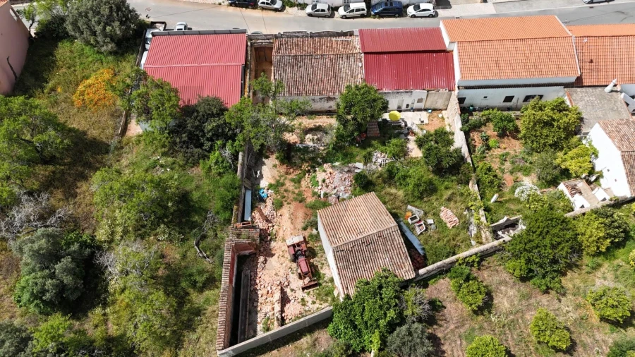 Prédio para Venda em São Bartolomeu de Messines Foto 8