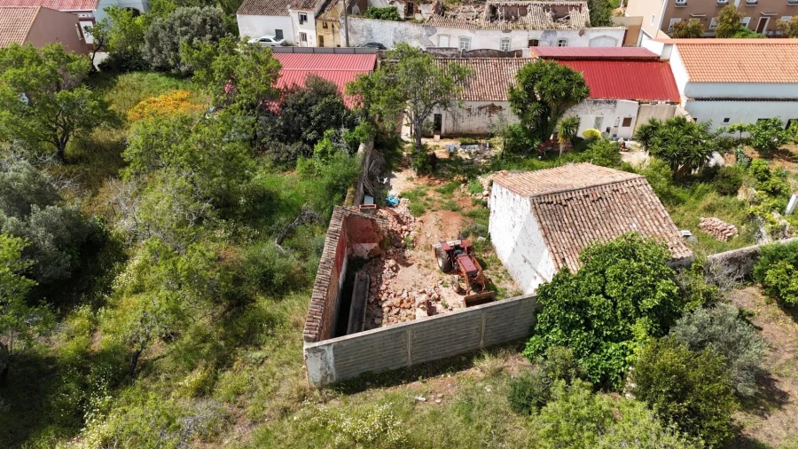 Prédio para Venda em São Bartolomeu de Messines Foto 7