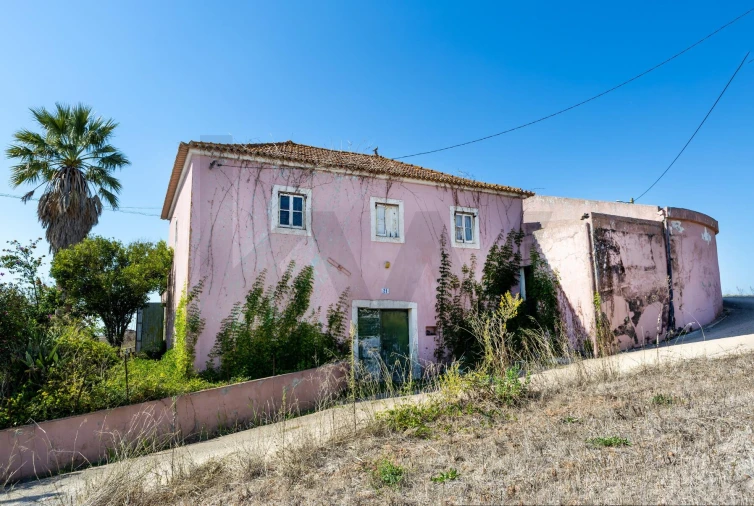 Moradia T5 para Venda em Lamas e Cercal