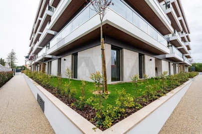 Apartamento T4 para Venda em Carcavelos e Parede
