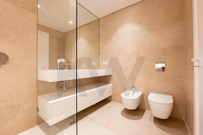 Apartamento T4 para Venda em Carcavelos e Parede