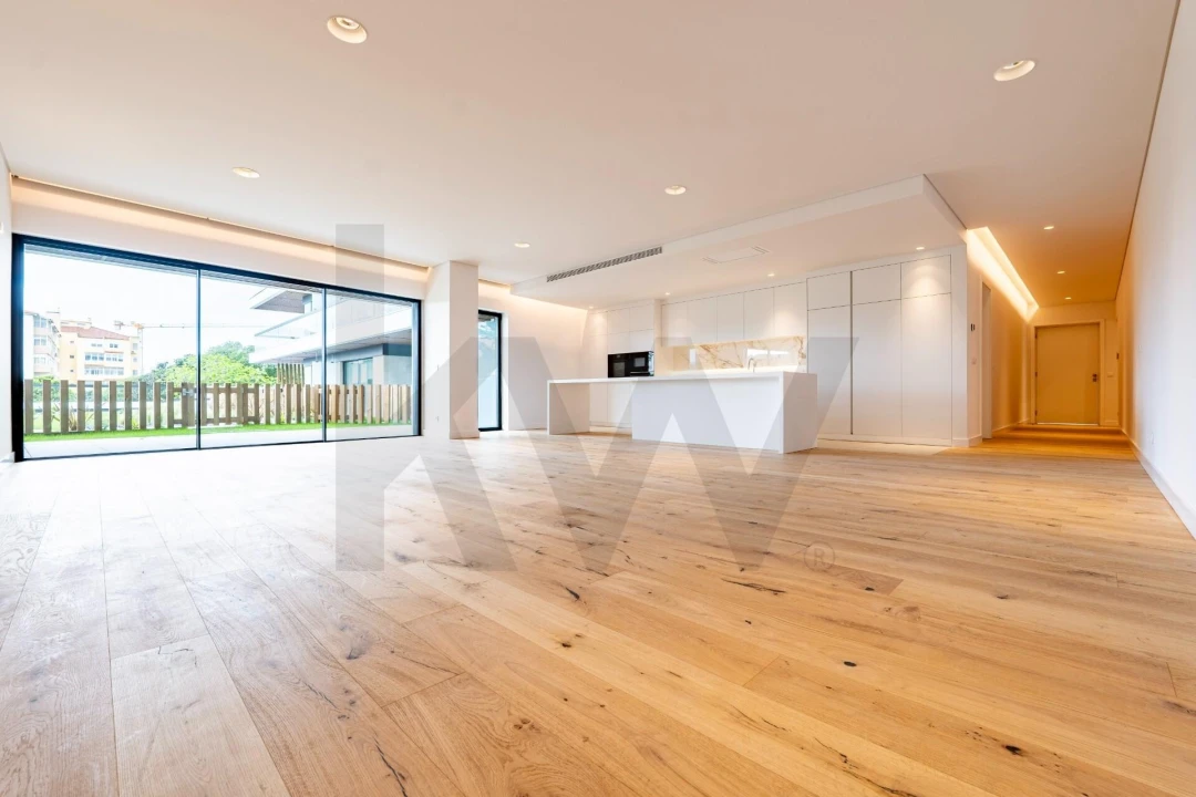 Apartamento T4 para Venda em Carcavelos e Parede Foto 10