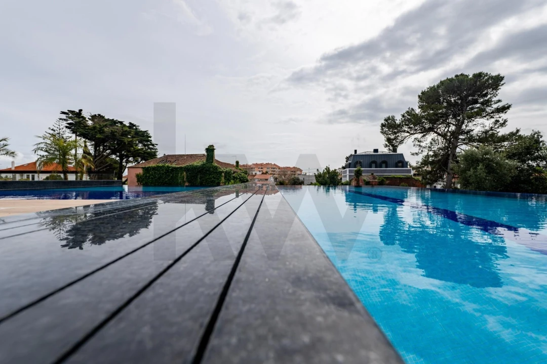 Apartamento T4 para Venda em Carcavelos e Parede Foto 1