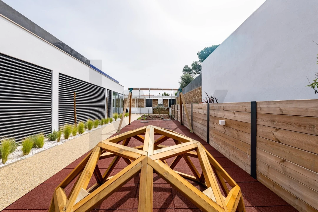 Apartamento T4 para Venda em Carcavelos e Parede Foto 53