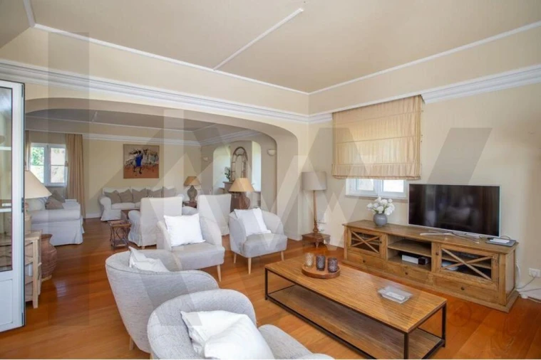 Moradia T5 para Arrendamento em Cascais e Estoril Foto 9