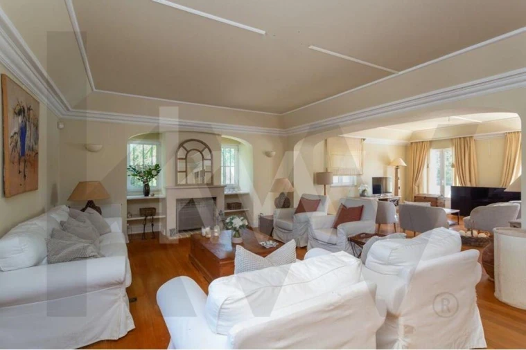 Moradia T5 para Arrendamento em Cascais e Estoril Foto 4