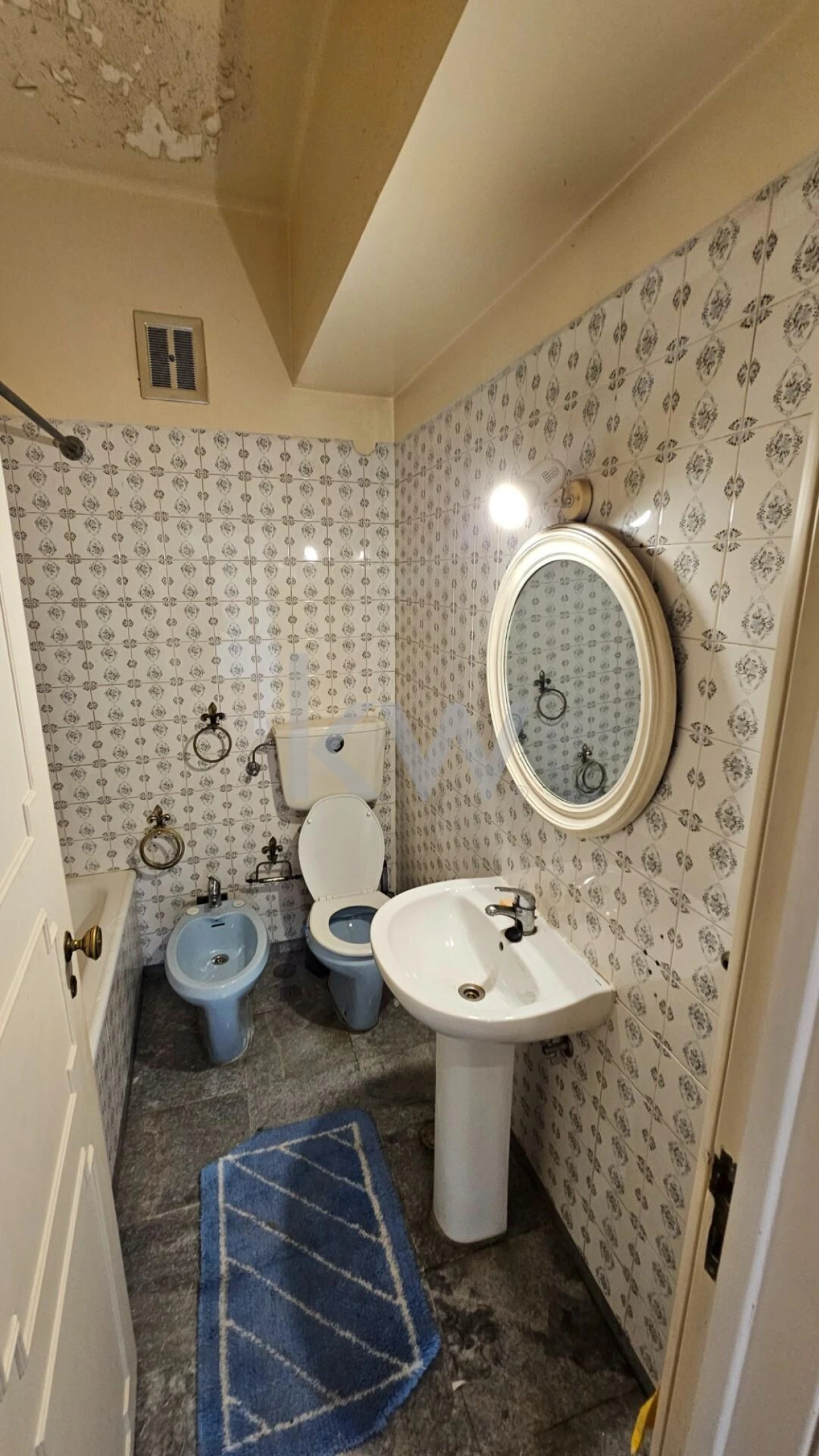 Apartamento T5 para Venda em Alvalade Foto 7