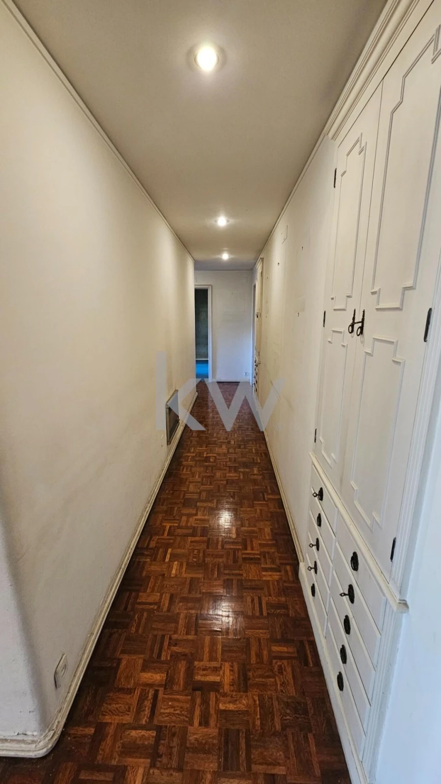 Apartamento T5 para Venda em Alvalade Foto 8