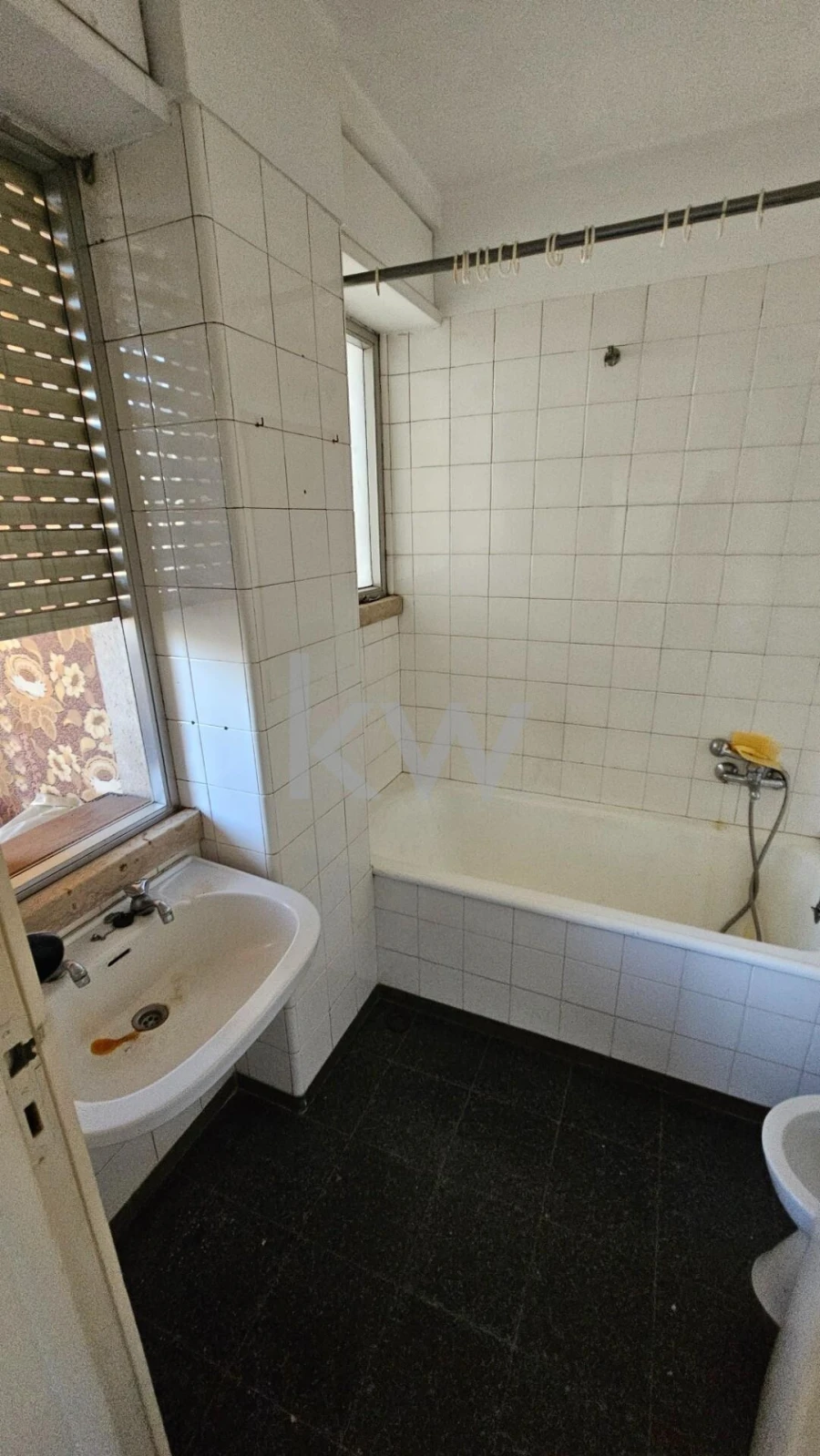 Apartamento T5 para Venda em Alvalade Foto 18