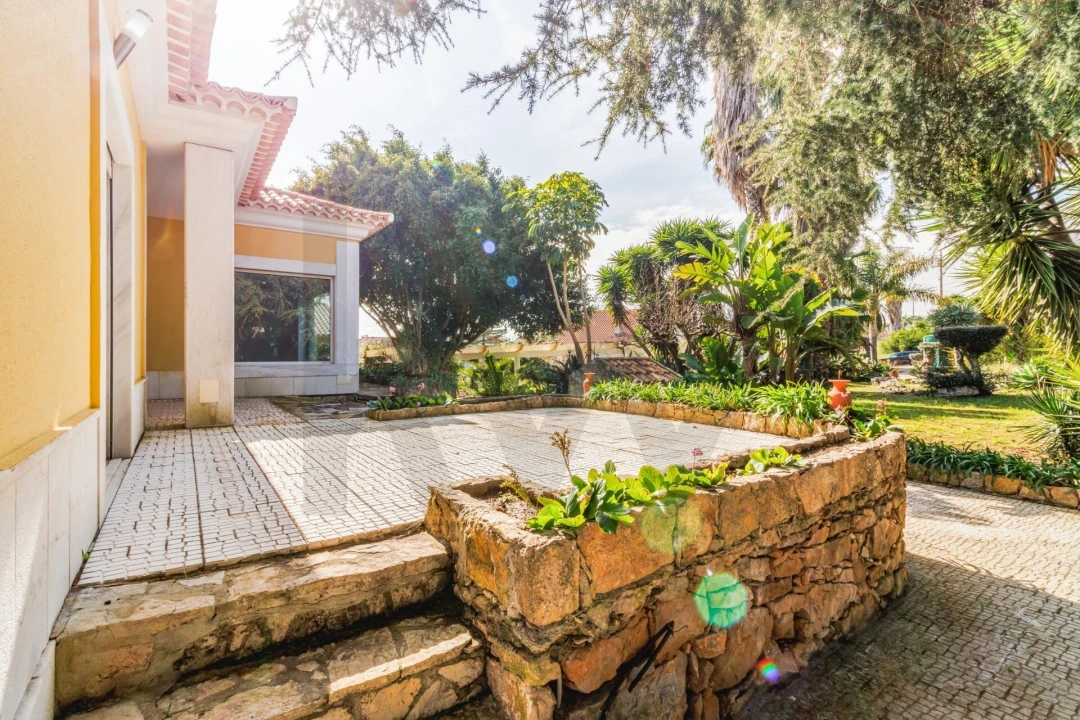 Moradia T4 para Venda em Santo Antão e São Julião do Tojal Foto 51