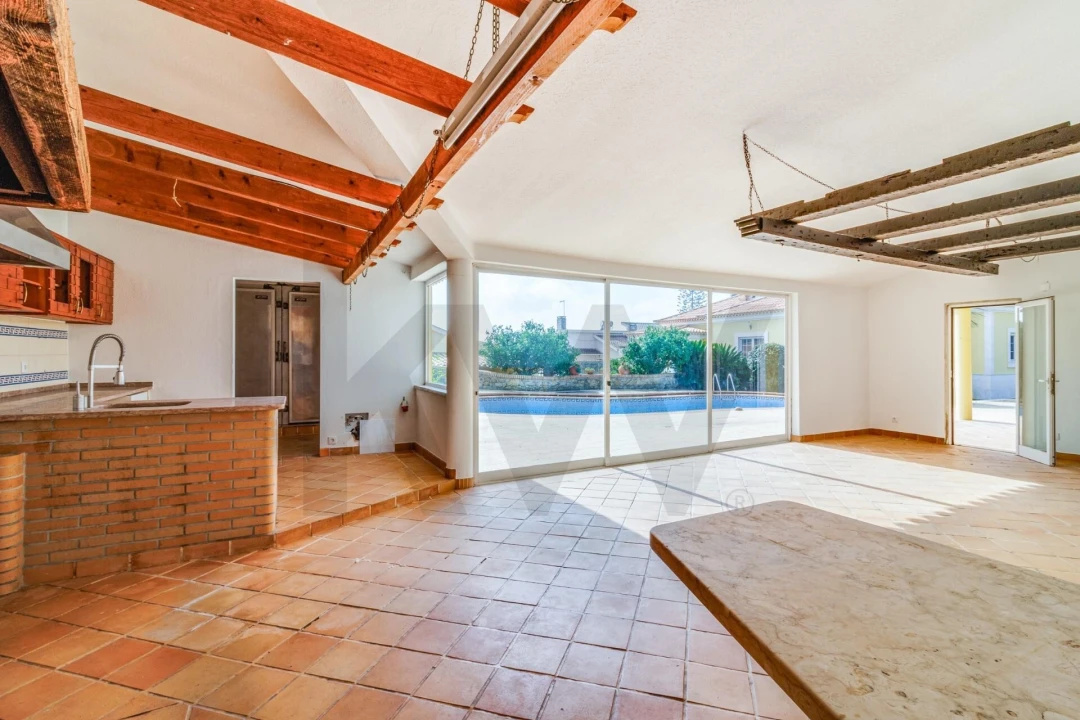 Moradia T4 para Venda em Santo Antão e São Julião do Tojal Foto 61