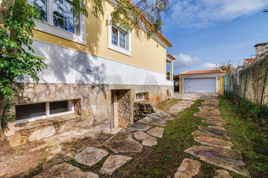 Moradia T4 para Venda em Santo Antão e São Julião do Tojal Foto 45