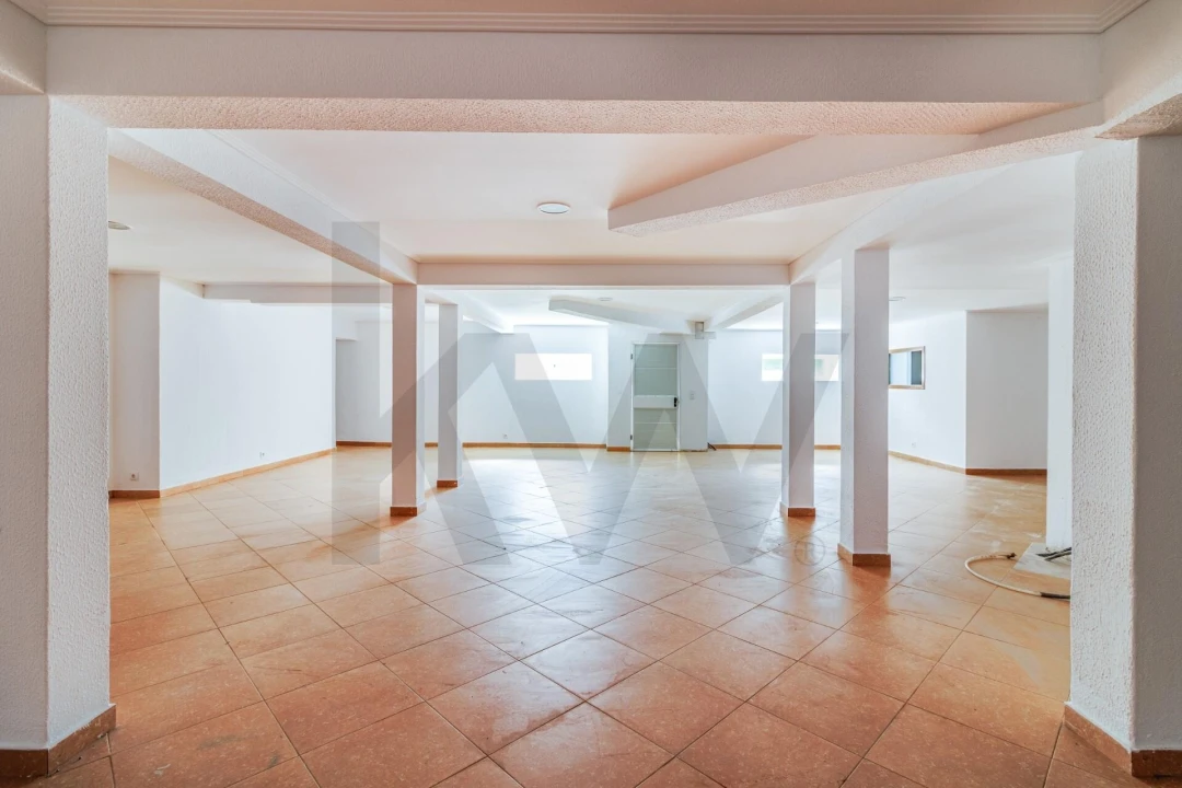 Moradia T4 para Venda em Santo Antão e São Julião do Tojal Foto 48