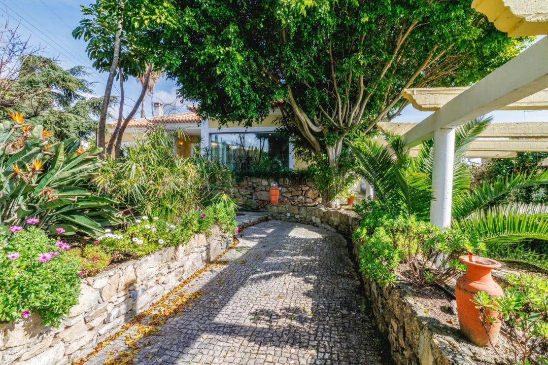 Moradia T4 para Venda em Santo Antão e São Julião do Tojal Foto 43