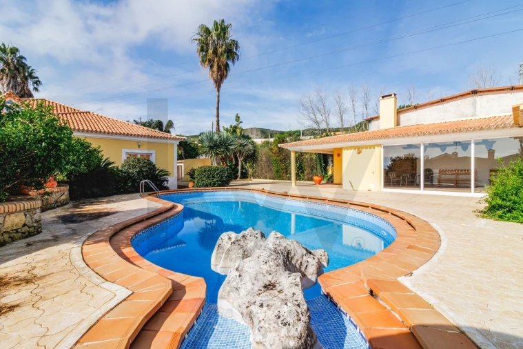 Moradia T4 para Venda em Santo Antão e São Julião do Tojal Foto 66