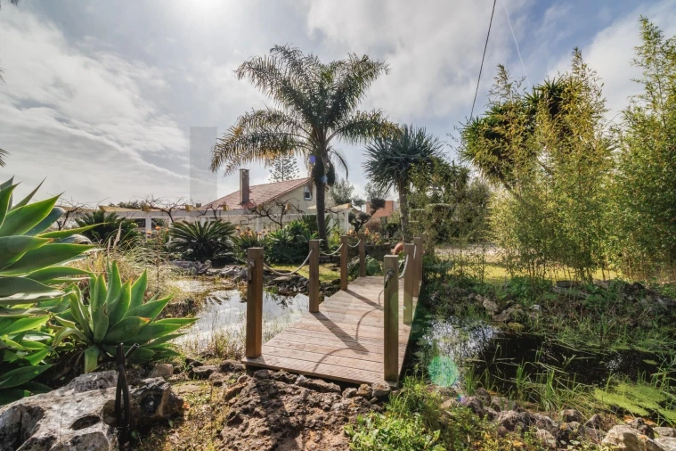 Moradia T4 para Venda em Santo Antão e São Julião do Tojal Foto 41