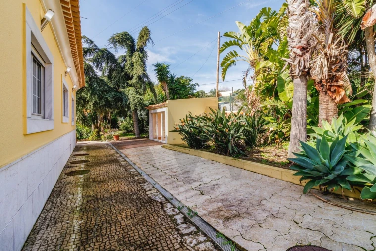 Moradia T4 para Venda em Santo Antão e São Julião do Tojal Foto 54