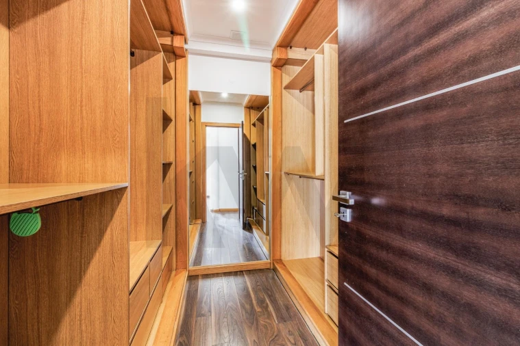 Moradia T4 para Venda em Santo Antão e São Julião do Tojal Foto 27