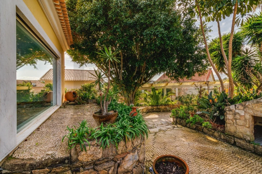 Moradia T4 para Venda em Santo Antão e São Julião do Tojal Foto 50