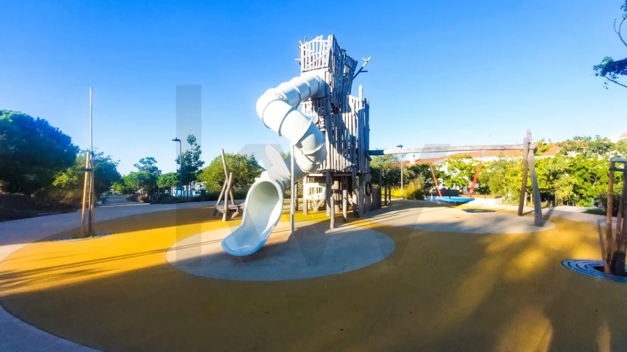 Moradia T2 para Arrendamento em Porto Salvo Foto 29