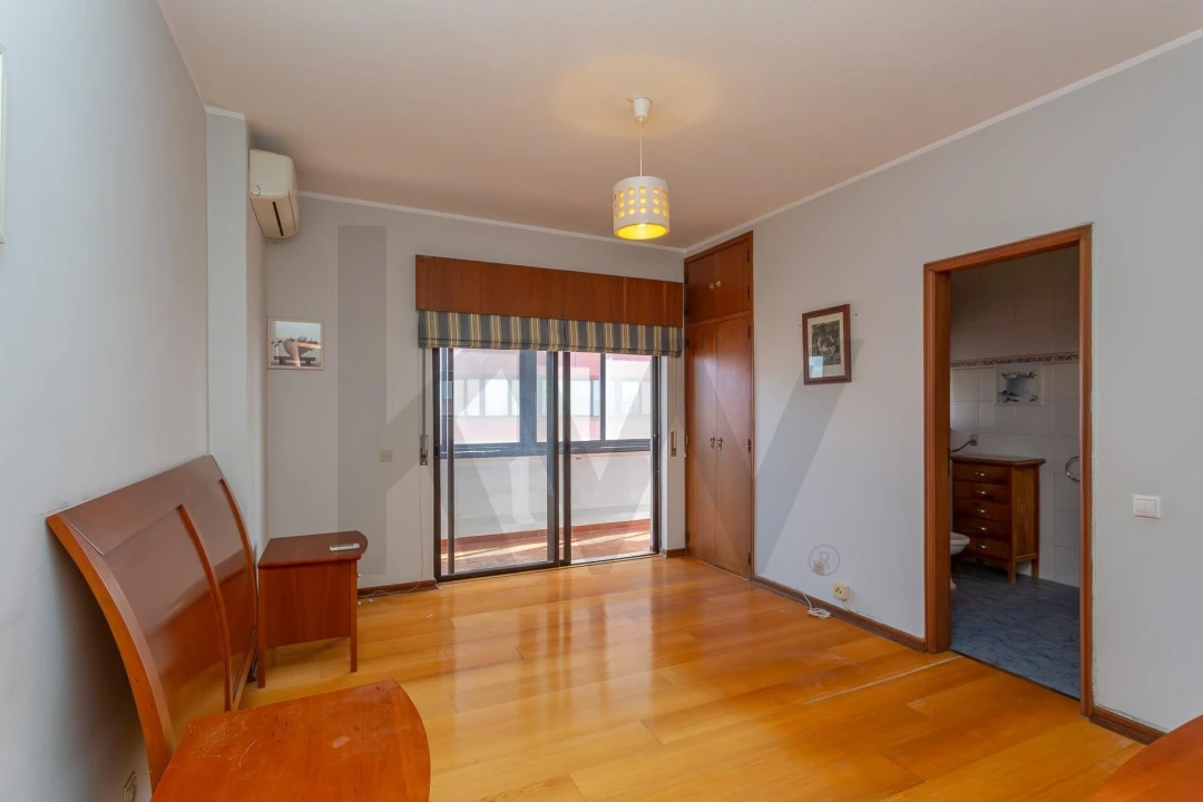 Apartamento T3 para Venda em Oeiras e São Julião da Barra, Paço de Arcos e Caxias Foto 21