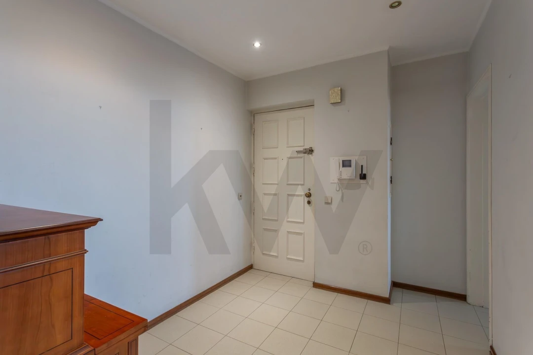 Apartamento T3 para Venda em Oeiras e São Julião da Barra, Paço de Arcos e Caxias Foto 3