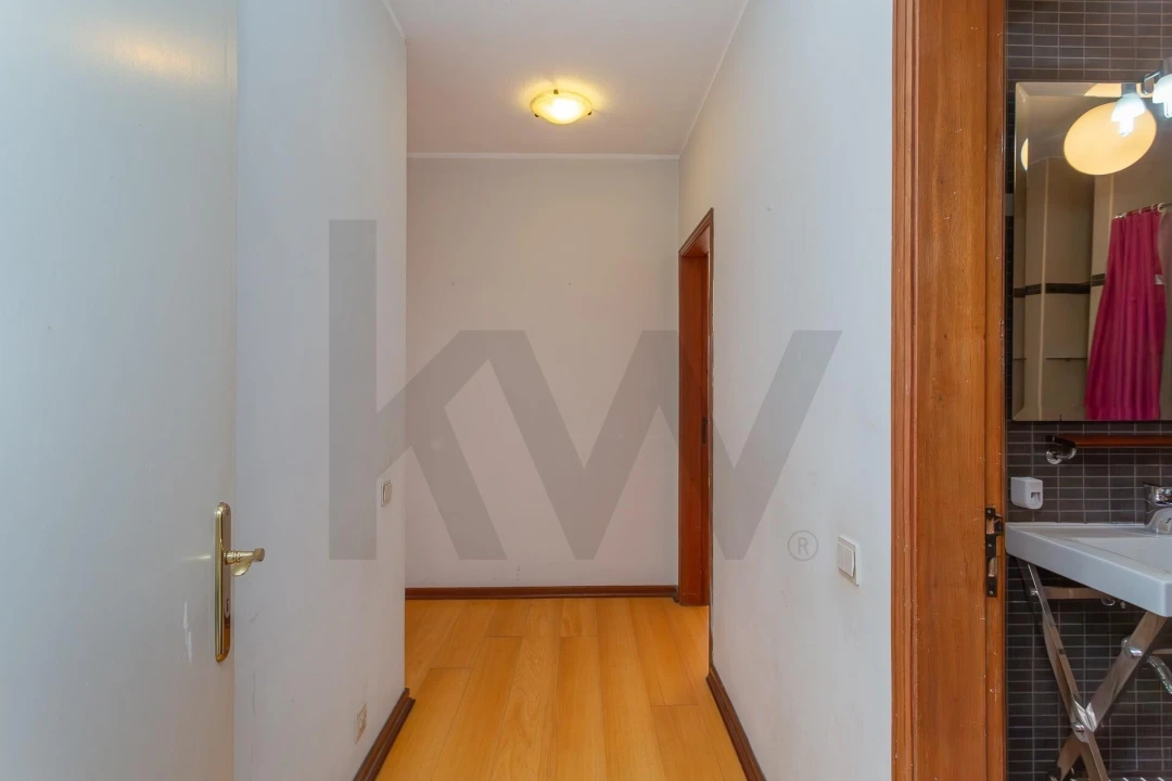 Apartamento T3 para Venda em Oeiras e São Julião da Barra, Paço de Arcos e Caxias Foto 11