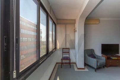 Apartamento T3 para Venda em Oeiras e São Julião da Barra, Paço de Arcos e Caxias