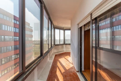 Apartamento T3 para Venda em Oeiras e São Julião da Barra, Paço de Arcos e Caxias