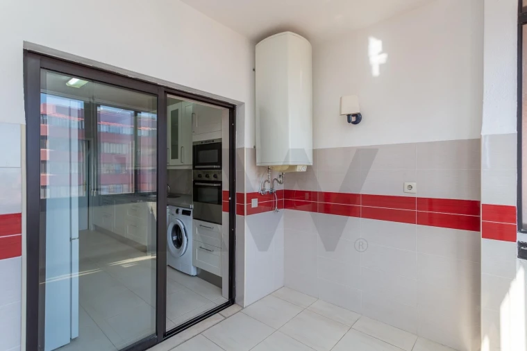 Apartamento T3 para Venda em Oeiras e São Julião da Barra, Paço de Arcos e Caxias Foto 37