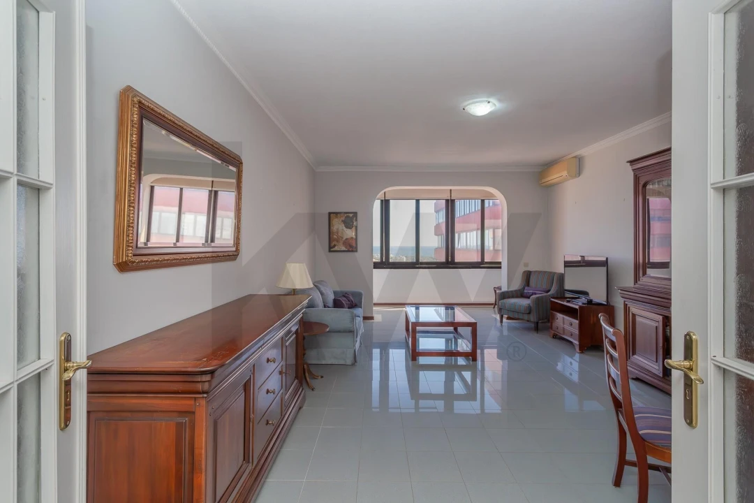 Apartamento T3 para Venda em Oeiras e São Julião da Barra, Paço de Arcos e Caxias Foto 4