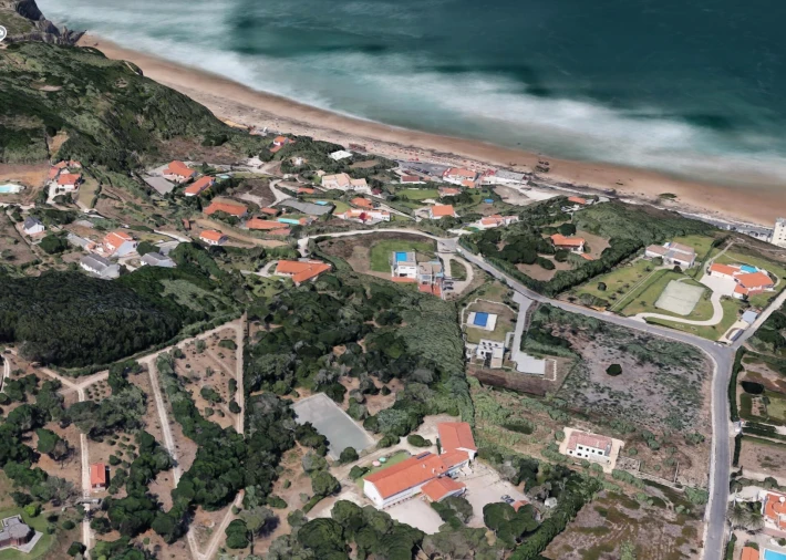 Moradia T4 para Venda em Colares Foto 4