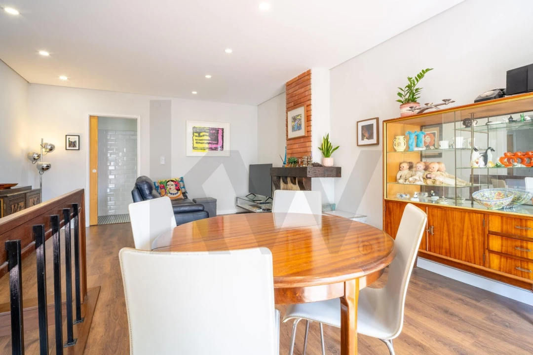 Moradia T3 para Venda em Colares Foto 6